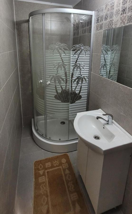 Casa Domneasca Hotel Giurgiu Buitenkant foto